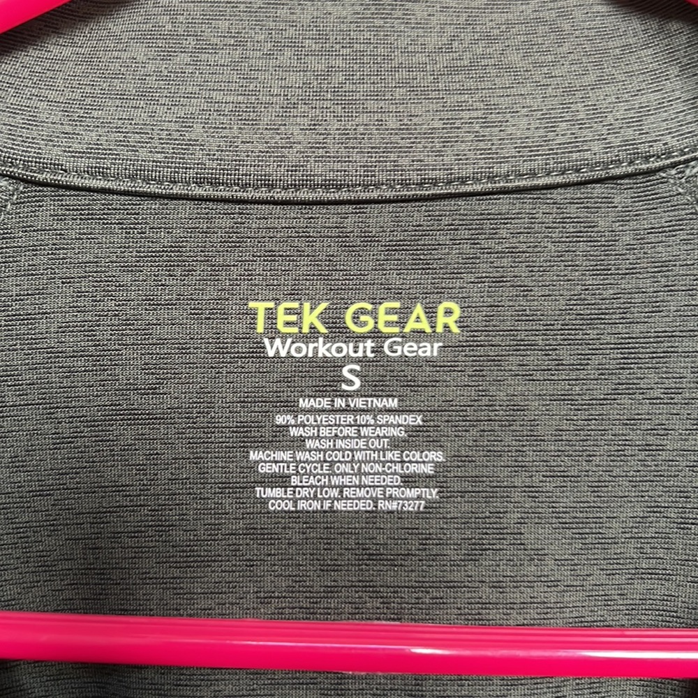 Microfiber exercise top - Picture 2 of 4